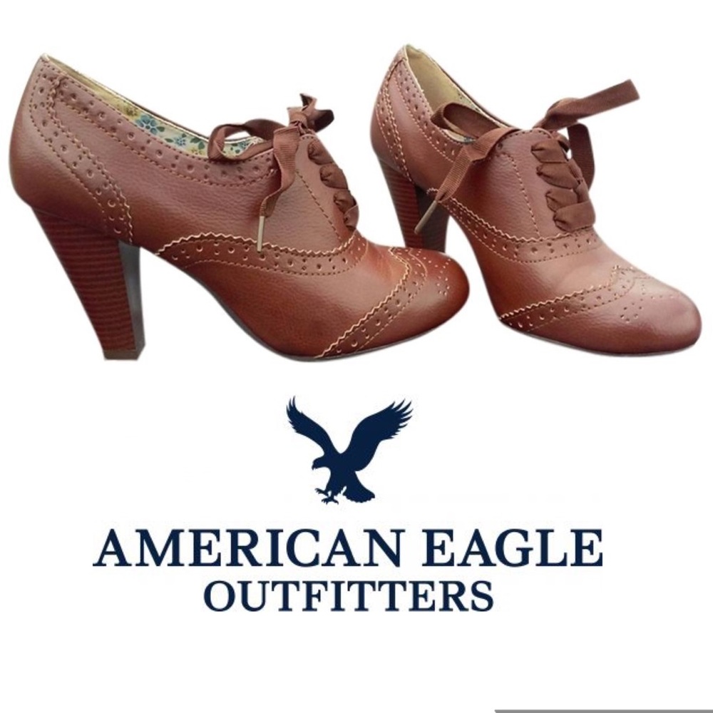 AEO Brown Oxford Lace Up Heels